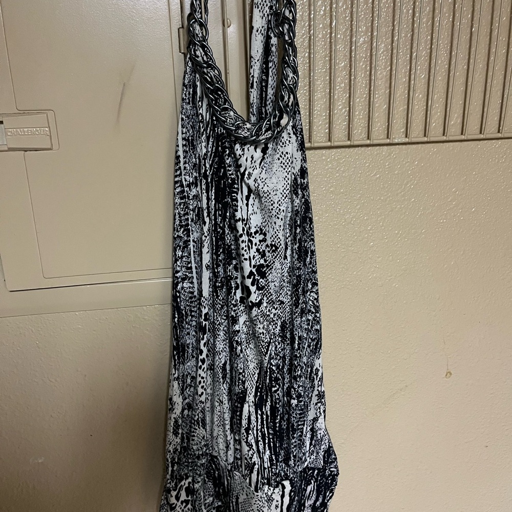 Guess Black and White Patterned Blouse